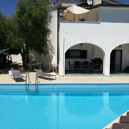 Ferienhaus Bozena Appartment 1 Върсар Екстериор снимка