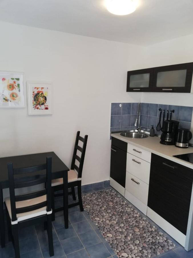 Ferienhaus Bozena Appartment 1 Върсар Екстериор снимка